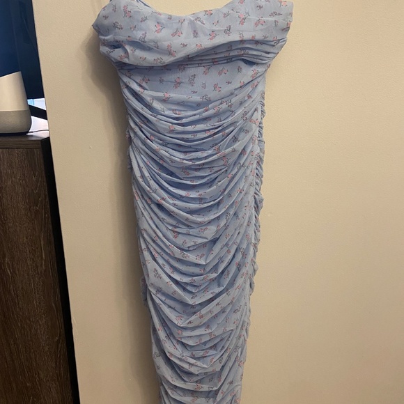 House of CB Blue Floral Ruched Midi Dress - Picture 5 of 7